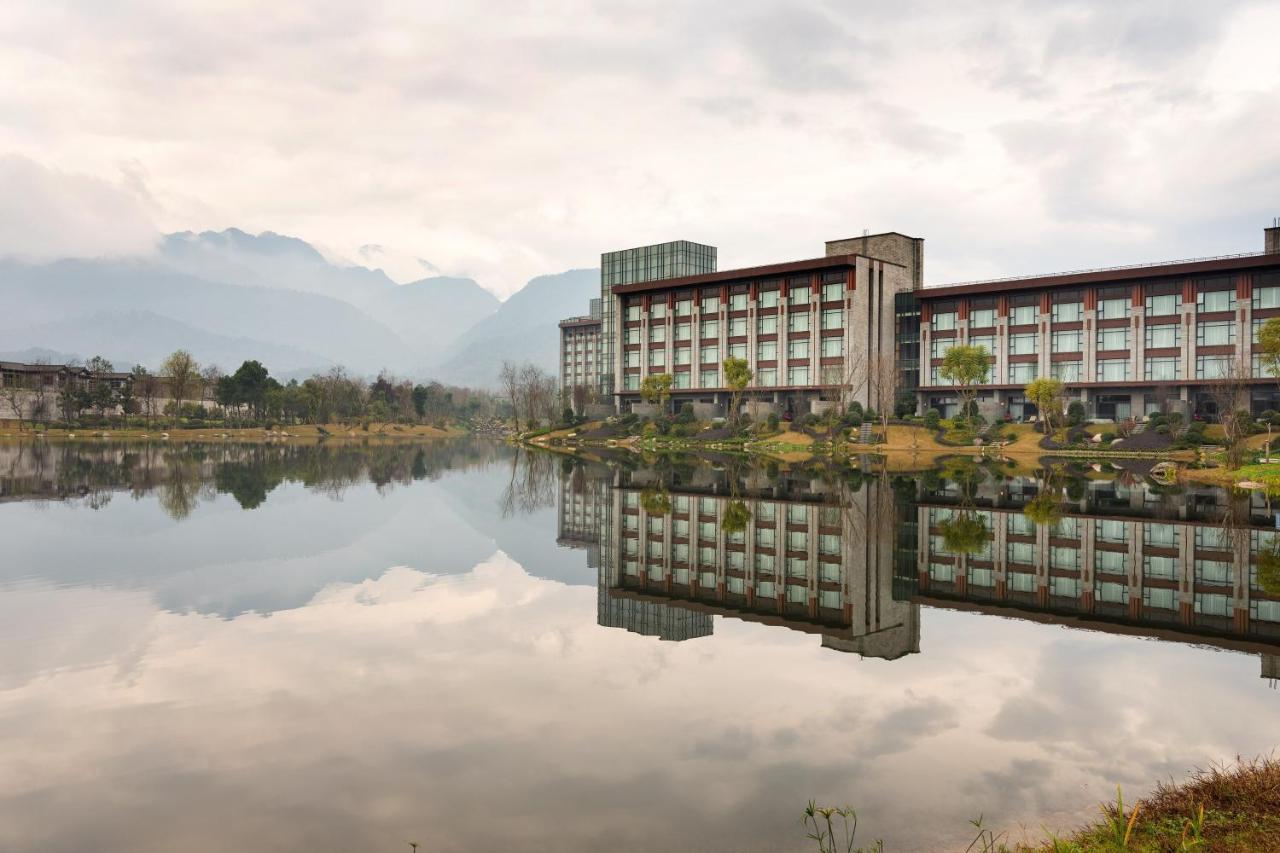 Le Meridien Emei Mountain Resort Emeishan Exterior photo